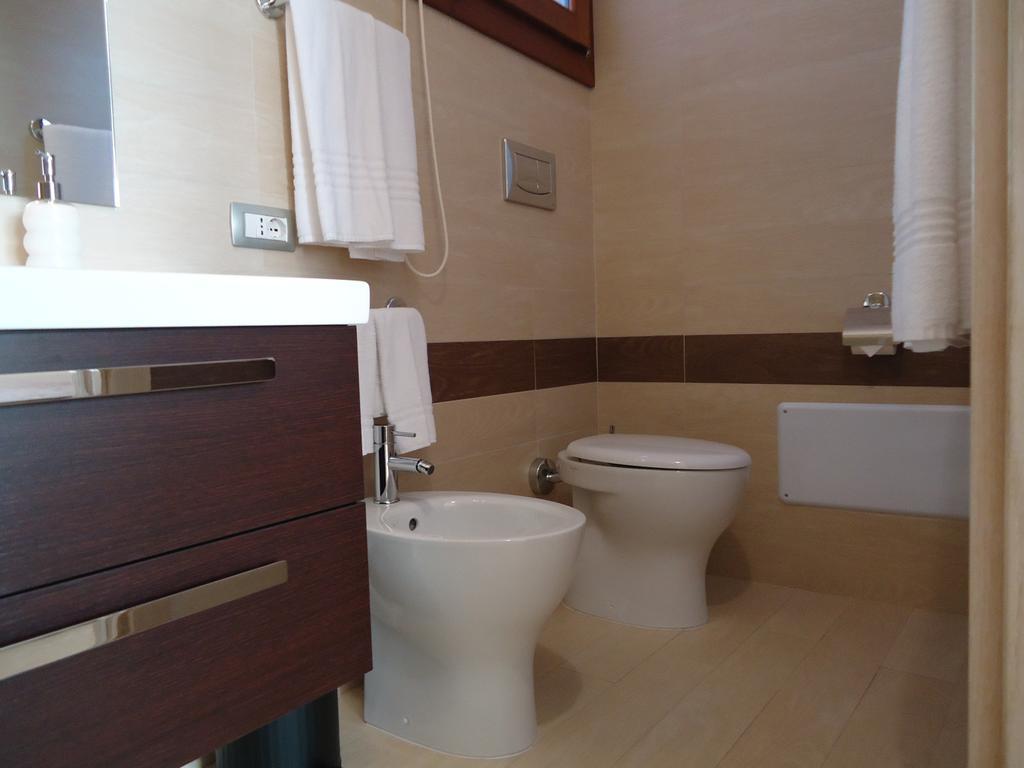 B&B L'Aurora Pula Habitación foto